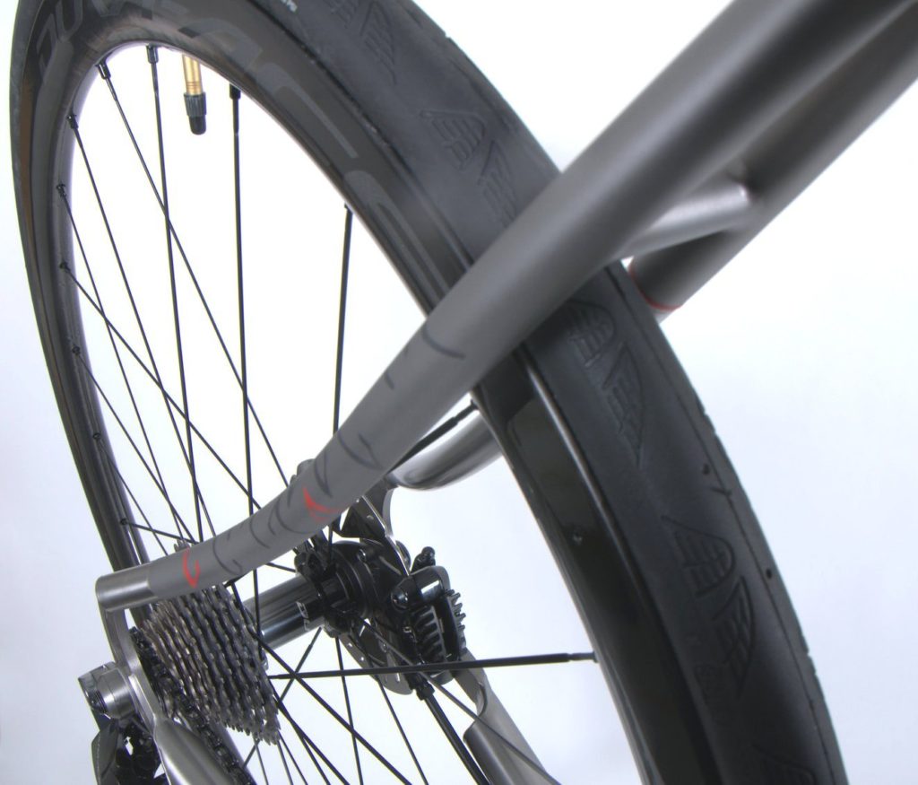 Seven Ultimate Axiom disc - seat stay detail