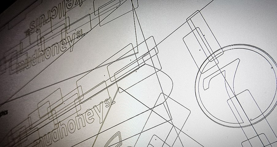 wirframe drawings of a complex paint design for a Mudhoney SL
