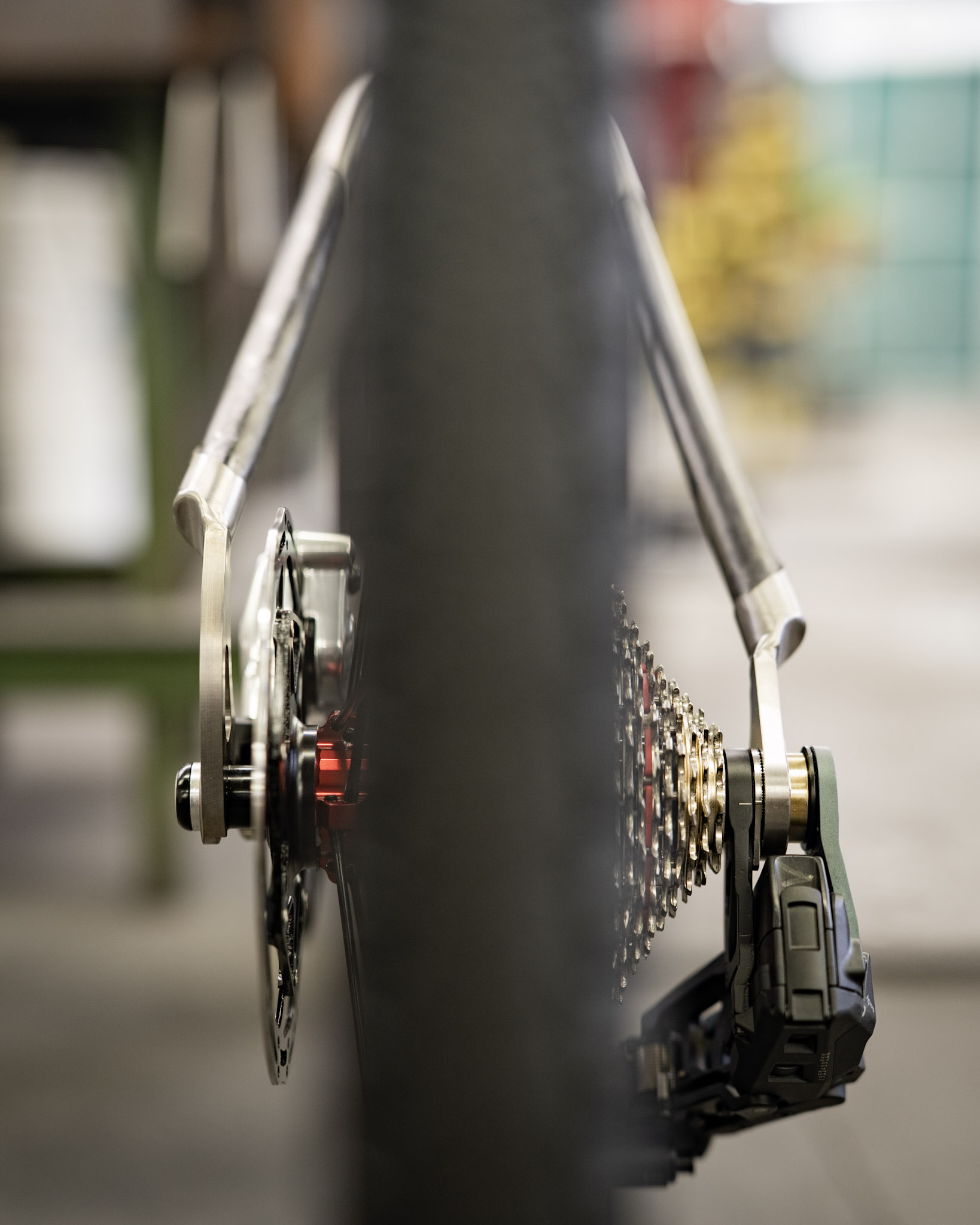 asymmetric dropouts and seat stays