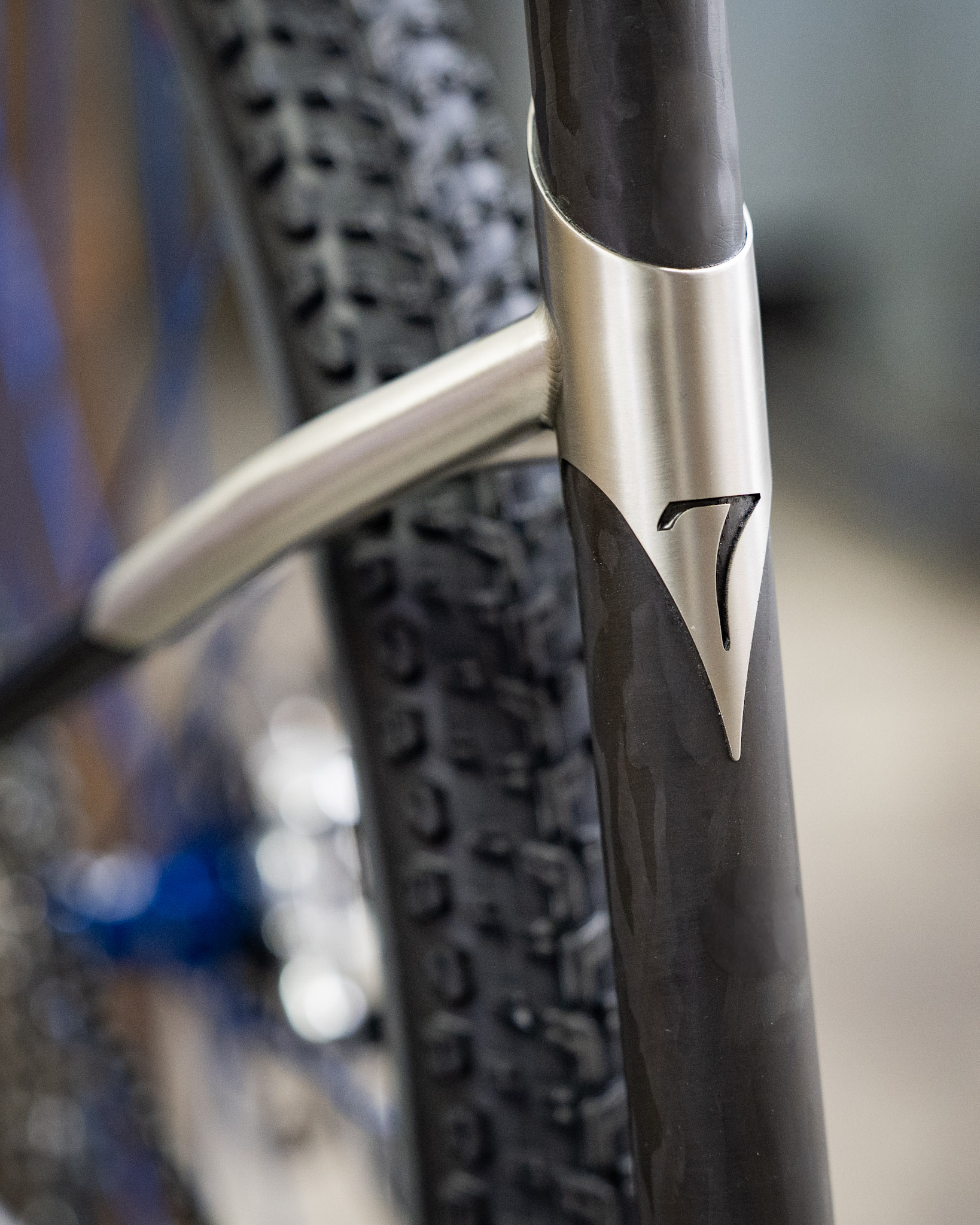 laser logo of midtail design