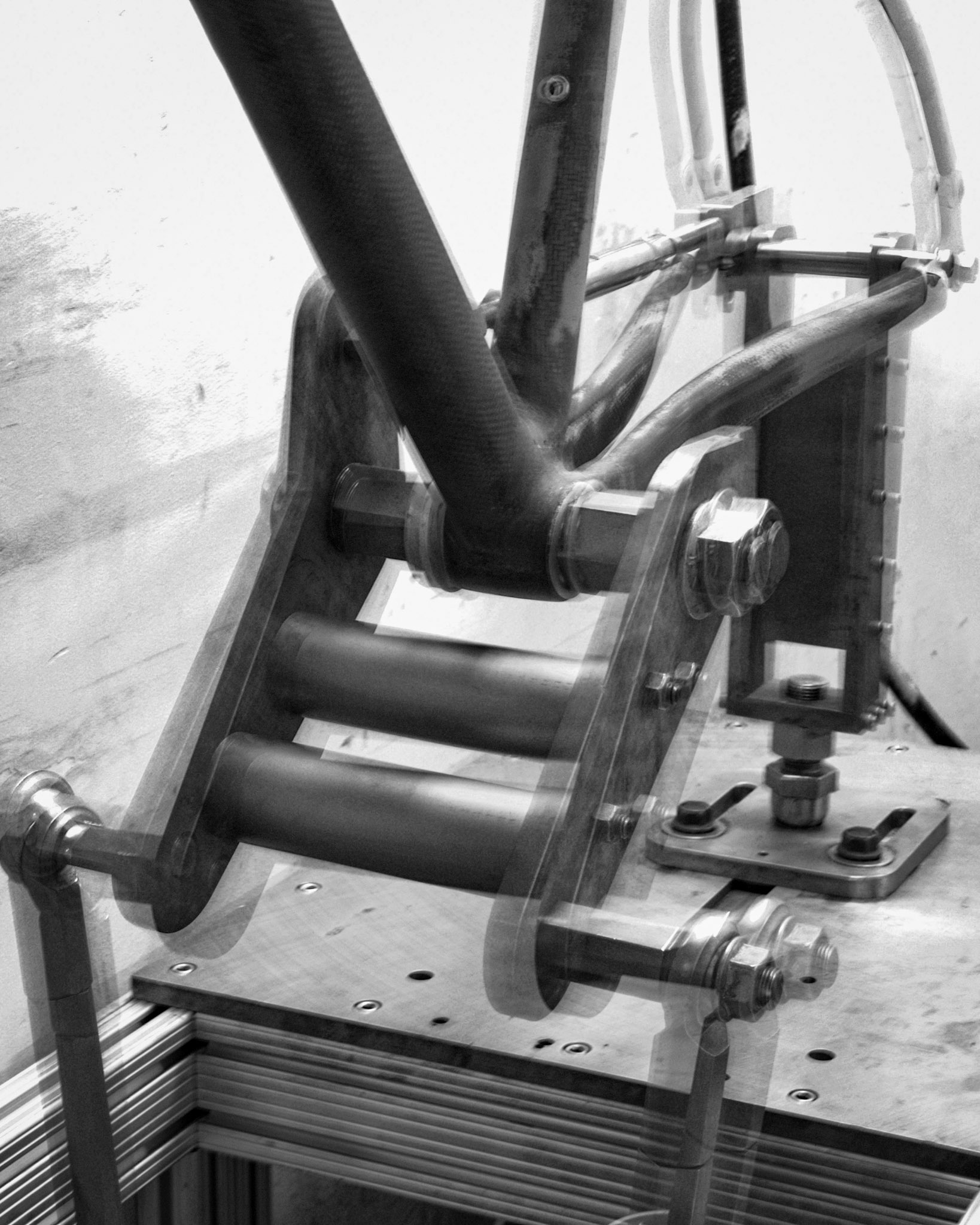 carbon frame fatigue testing at Seven Cycles