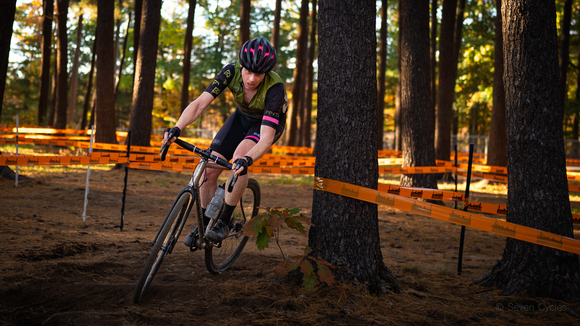cyclocross-around-two-trees