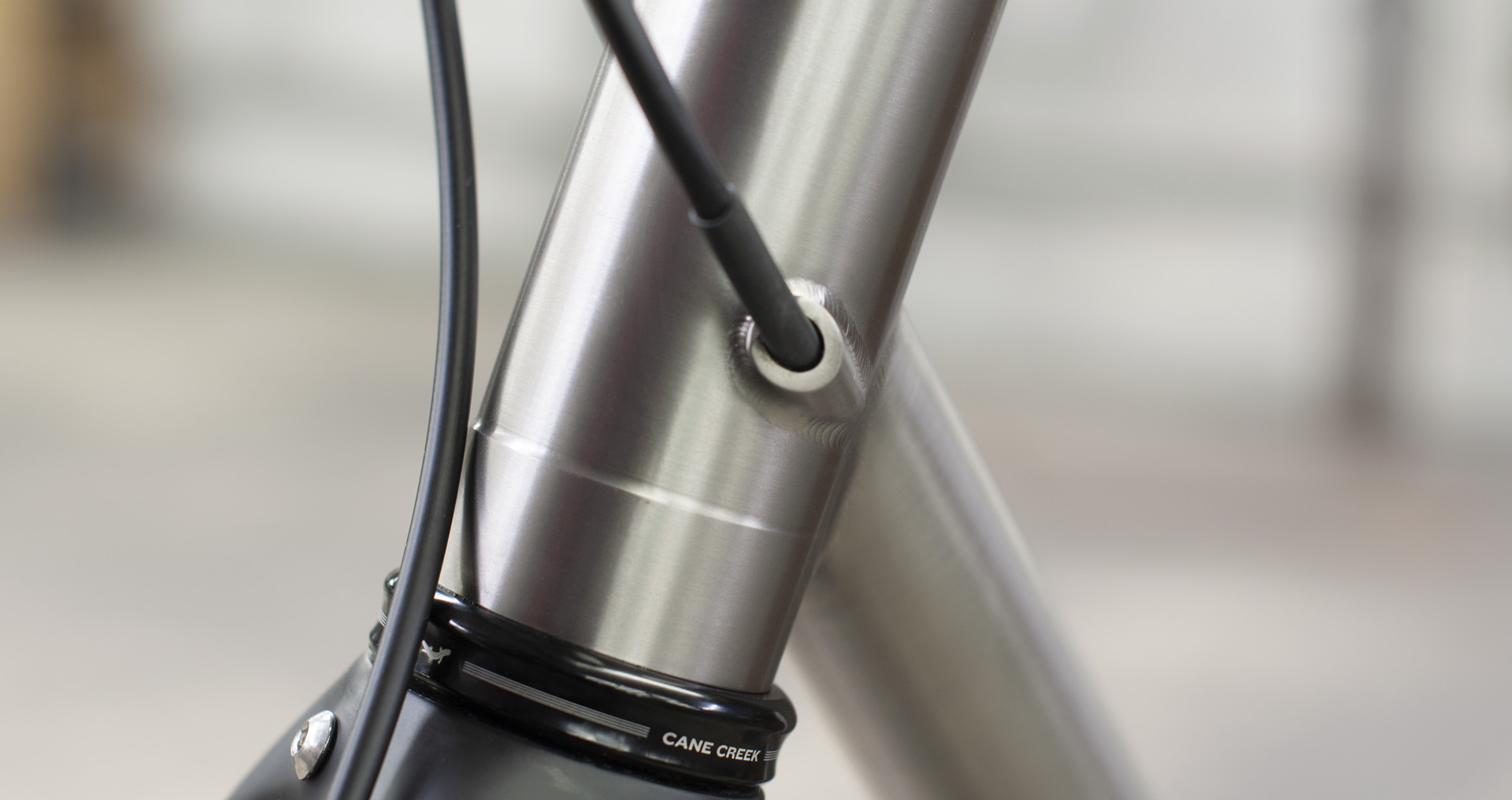 internal routing head tube single ht road seven cycles